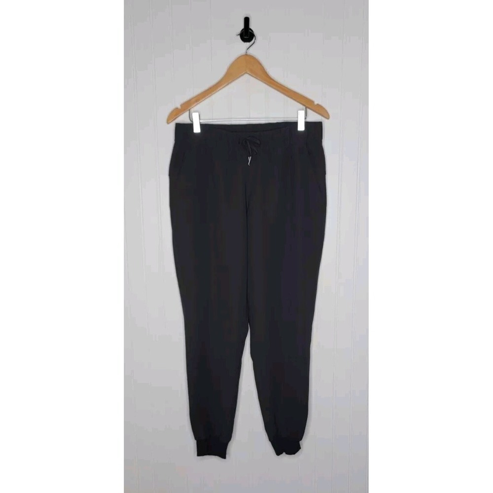 Lululemon On The Fly Joggers Women's Size 8 Solid Black